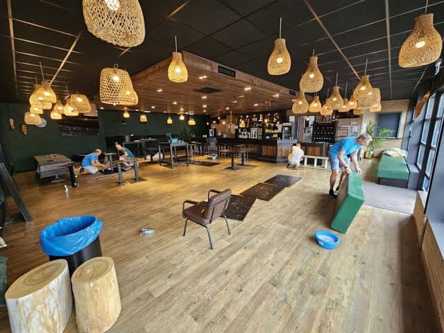 De kantine van Sporthal de Achterberg