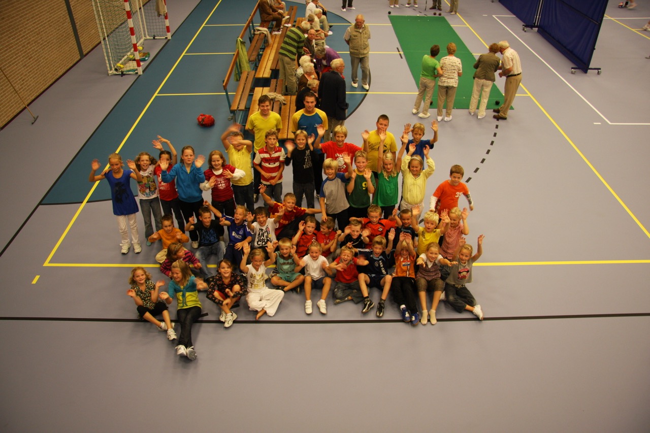 Feest sporthal 2009